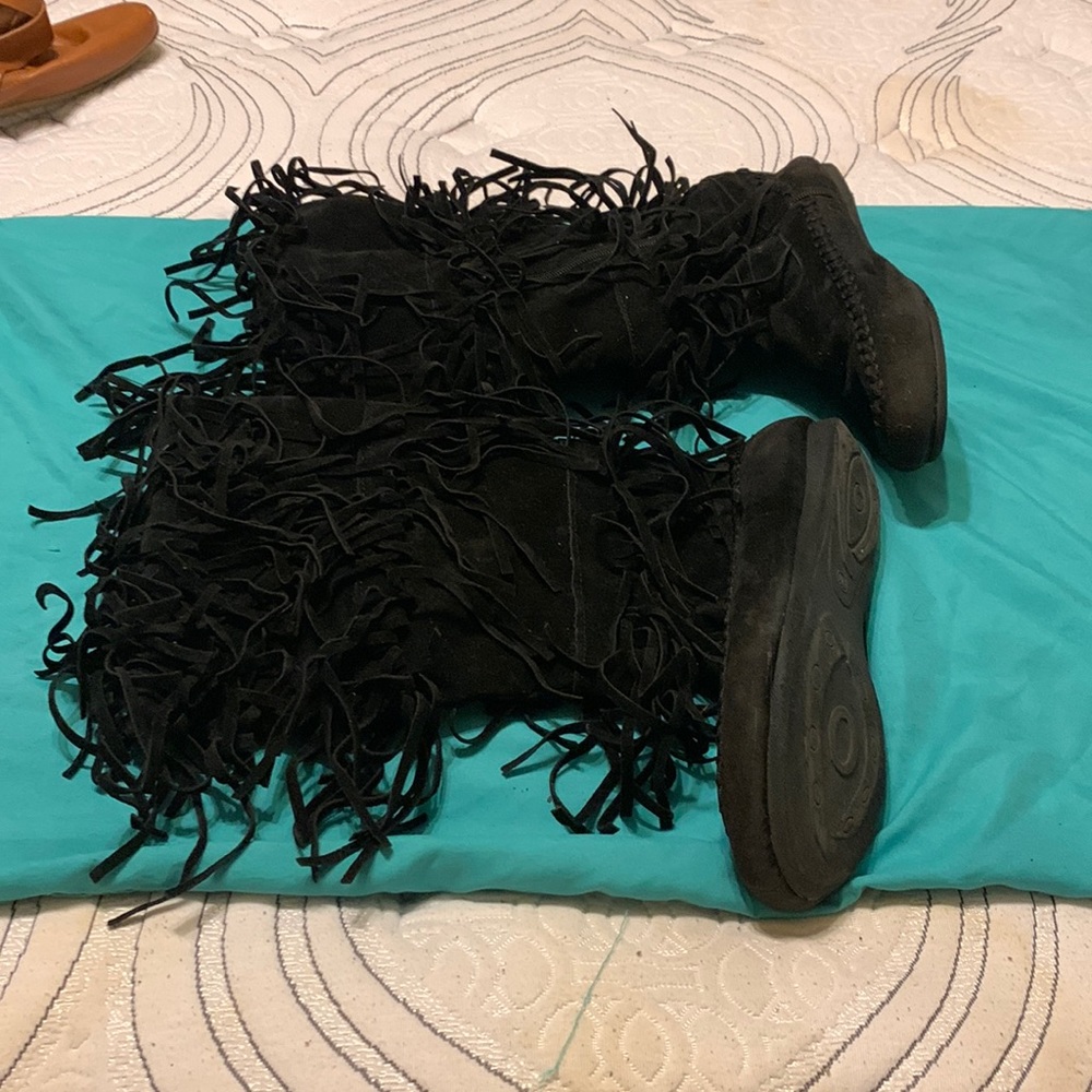 Black moccasin mid calf boots size 6m.